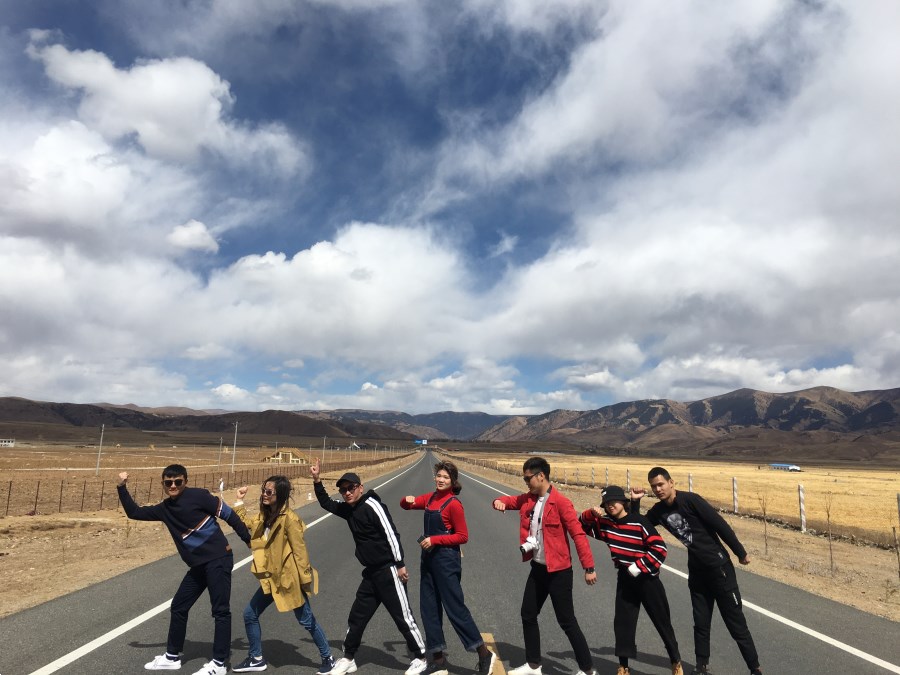 2018，我等個人陪我拼車走川藏線！