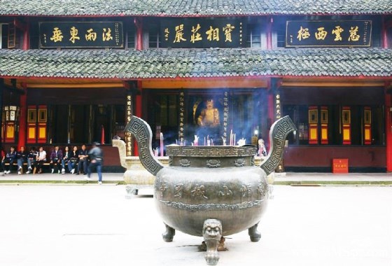 報(bào)國(guó)寺