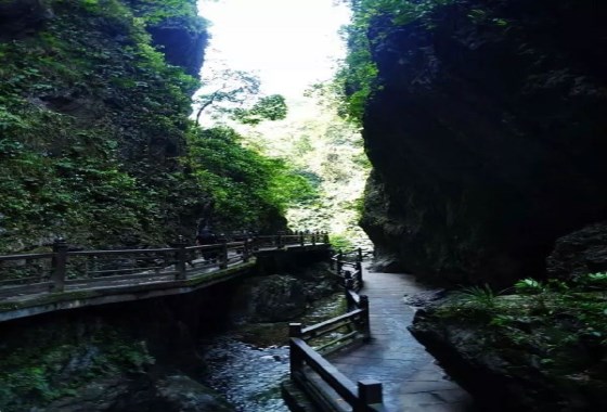 一線天