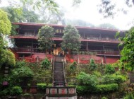 居高臨下，來峨眉山清音閣欣賞絕美風景